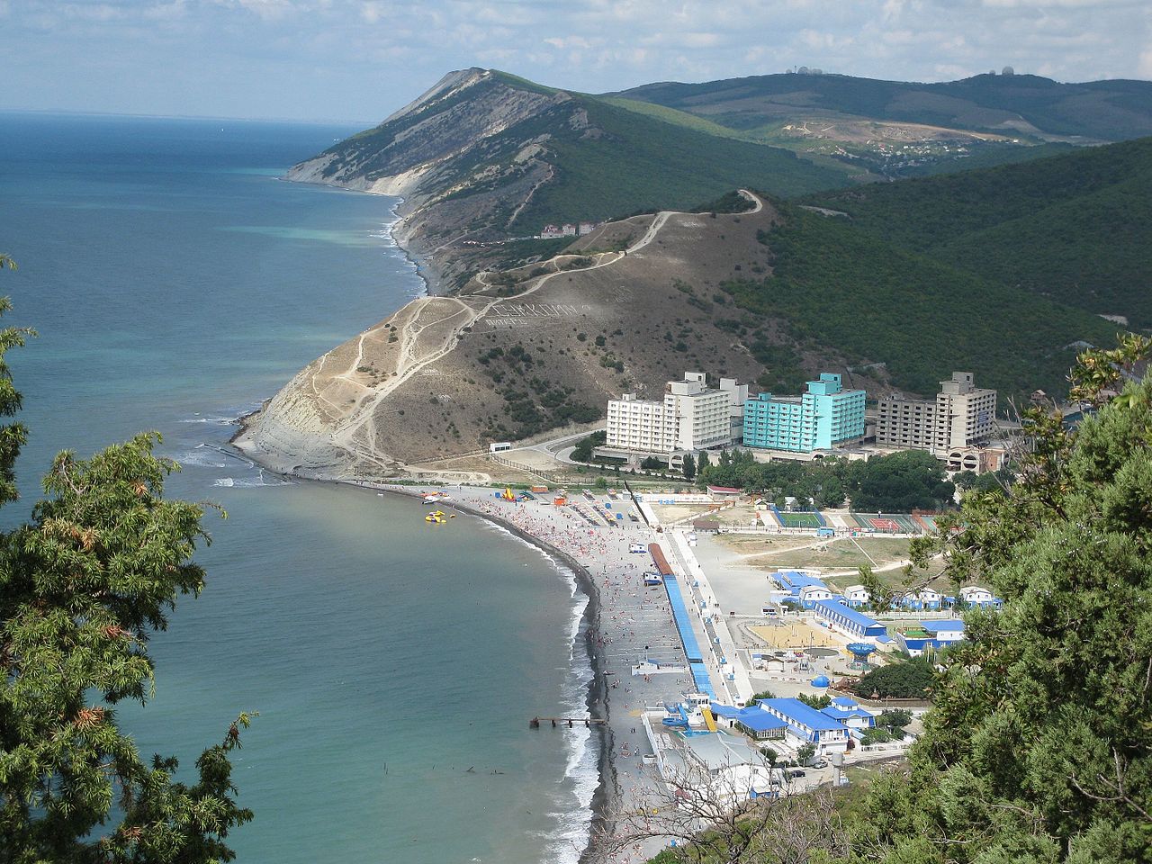 Сукко фото города и пляжа достопримечательности