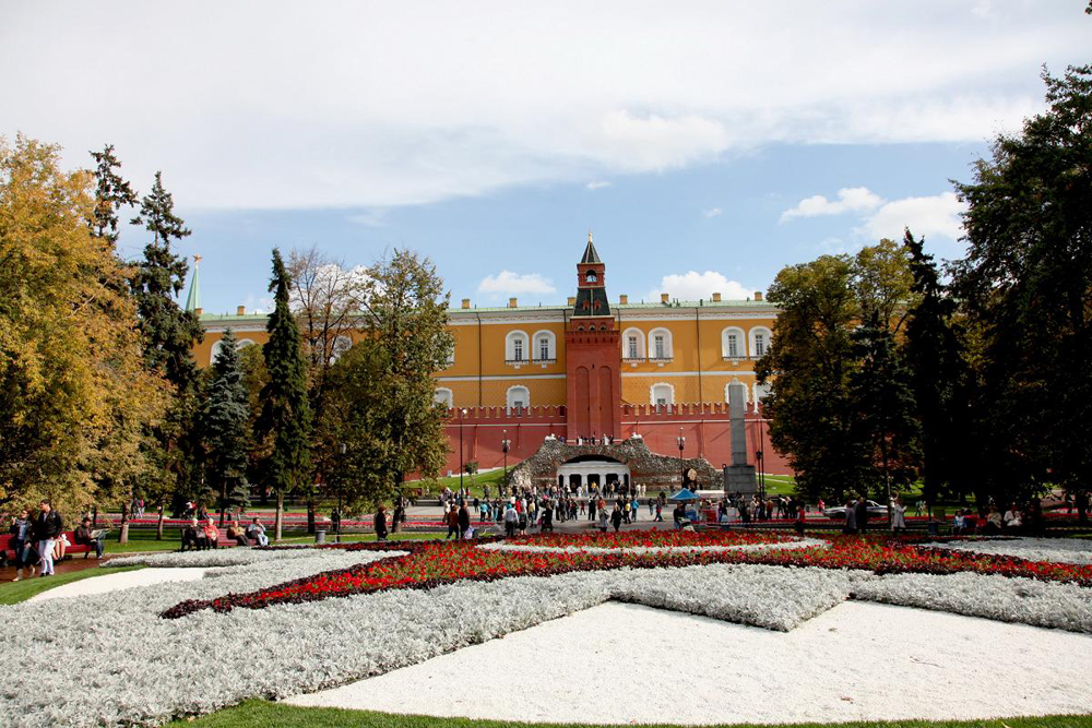 Александрийский сад в москве фото