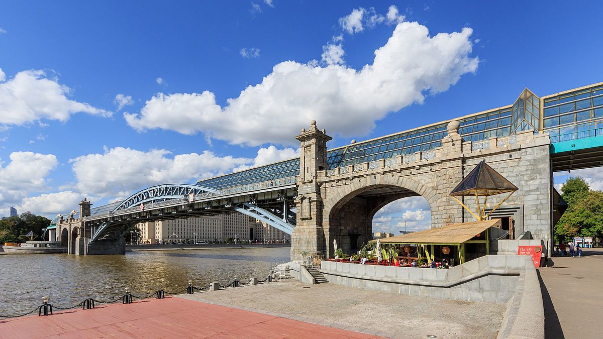 андреевский мост в москве фото озеро сияет