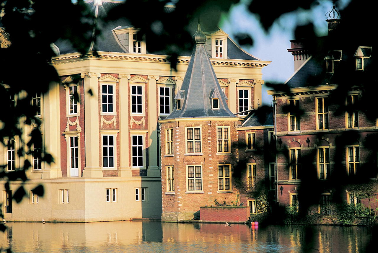 музей маурицхейс в гааге