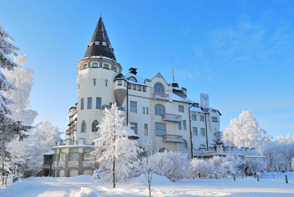 Картинки фото снежная зима в городе Картинки фото снежная зима в городе